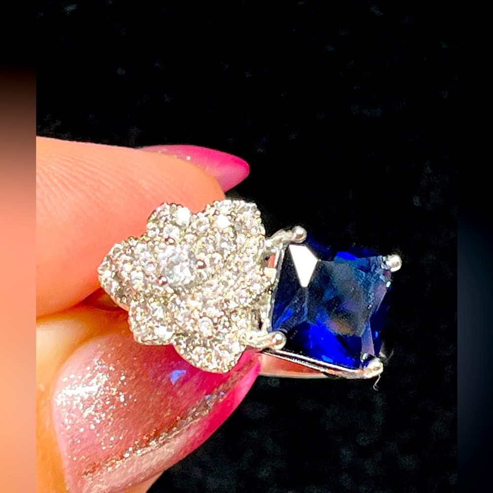 Sapphire blue gem ring -square and floral